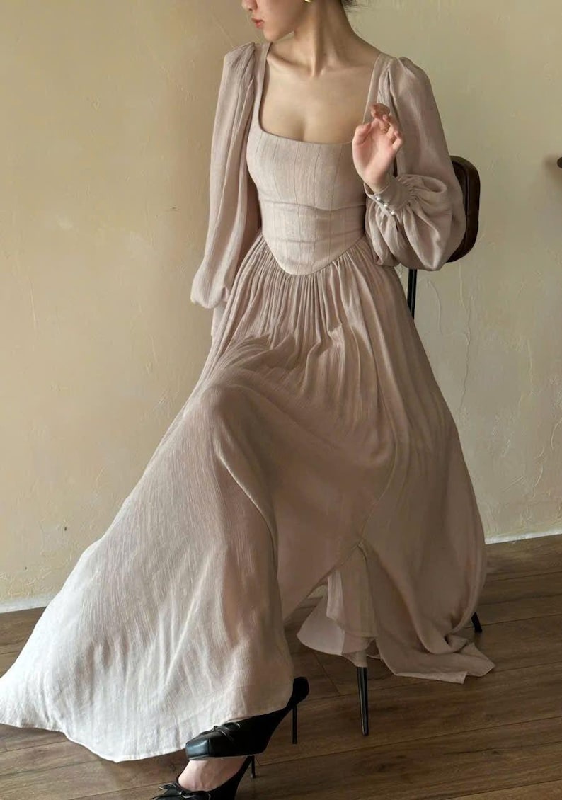 Renaissance Cottagecore Dress, Vintage Wedding Guess Dress, Square Neck Satin Gown, Fairytale Old Money Style