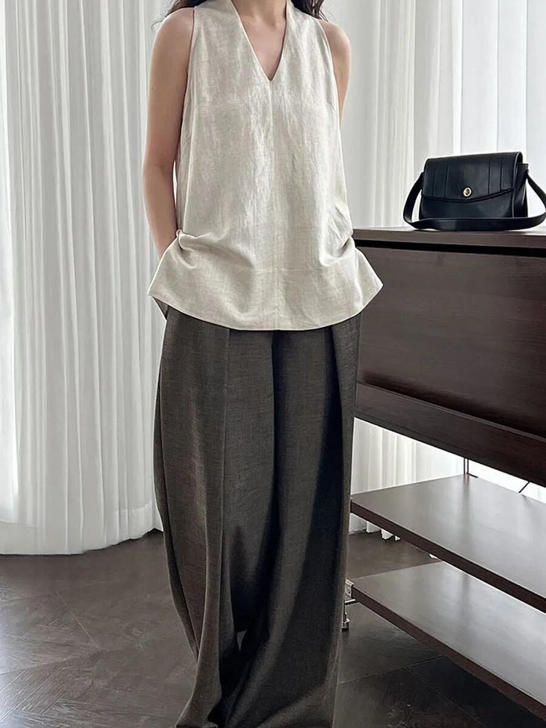 Linen Sleeveless Top, V Neck Longline Tank, Linen Tee, Minimalist Linen Loungewear, Comfortable Housewear Clothing
