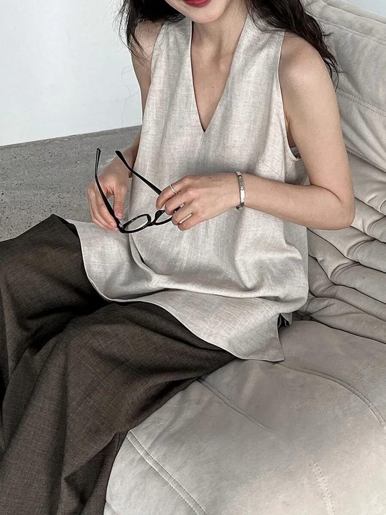 Linen Sleeveless Top, V Neck Longline Tank, Linen Tee, Minimalist Linen Loungewear, Comfortable Housewear Clothing
