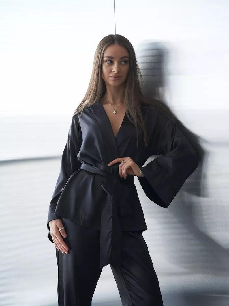 Wrap Kimono Silk Pajama Set, Satin Loungewear Set, Bridesmaid Getting Ready Outfit, Luxury Sleepwear, Wedding Morning Gift